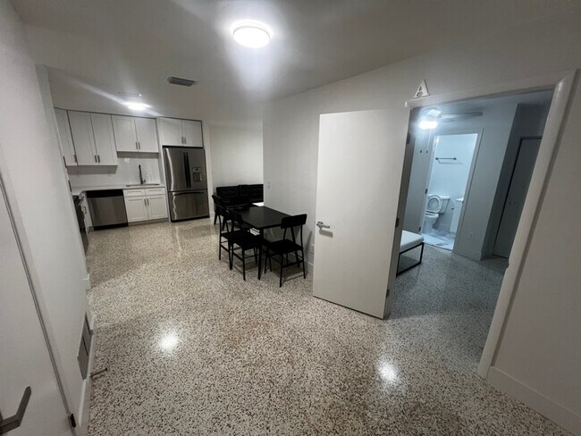 Foto del edificio - 10920 N 29th St