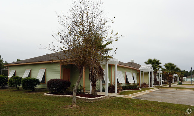 Building Photo - Orange Beach Villas