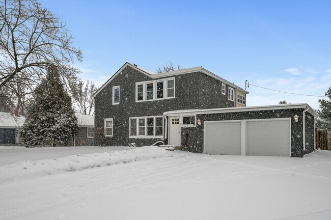 Building Photo - 6933 Nicollet Ave