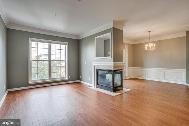 Foto del edificio - 6321 Eagle Ridge Ln