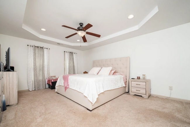 Building Photo - Build Equity While Leasing - Lease and Own...