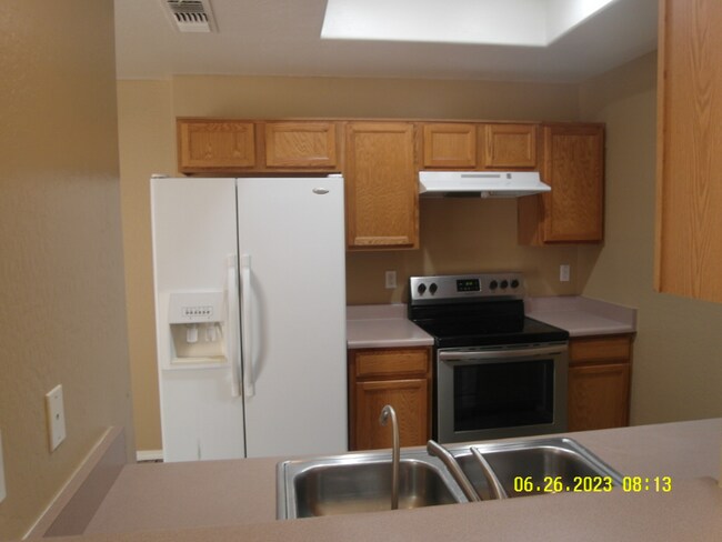 Foto del edificio - 17031 N 16th Dr