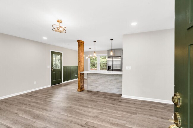 Foto del edificio - 114 Candlewood Dr