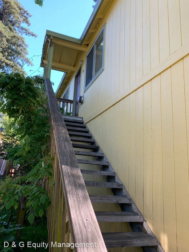 Building Photo - 16356 4th St