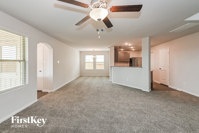Building Photo - 25594 Roy Rogers Ct