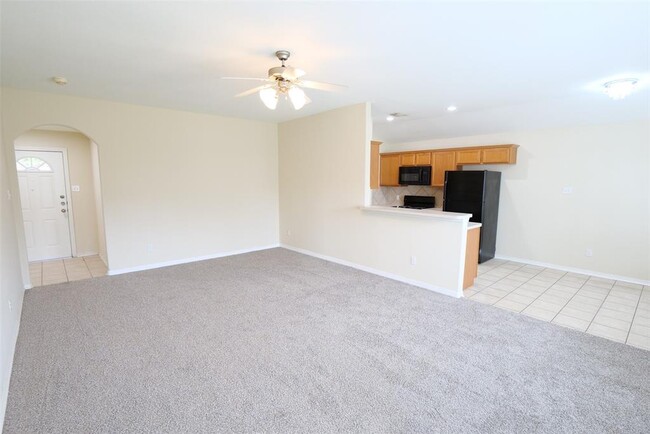 Building Photo - 5718 Coyote Call Ct