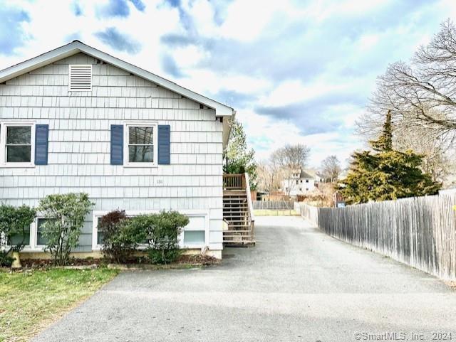 Primary Photo - 131 Strawberry Hill Ave