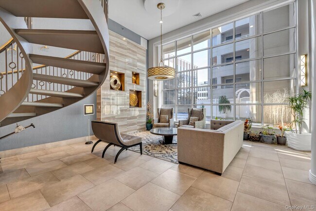 Foto del edificio - 100 Cutter Mill Rd