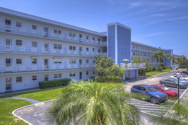 Building Photo - 5555 Gulf Blvd