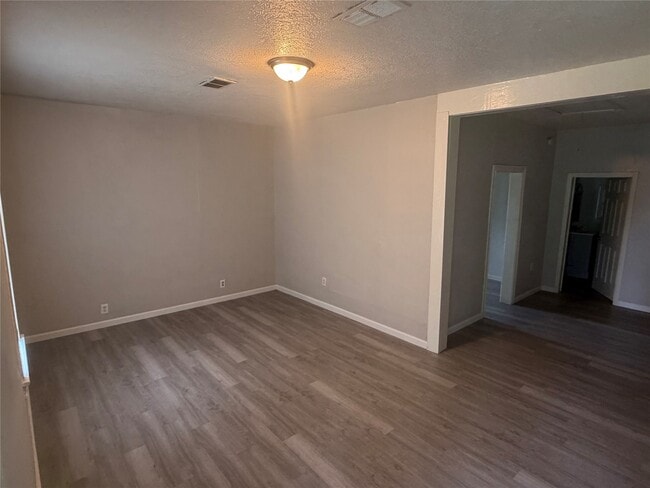 Building Photo - 330 Gordy Rd