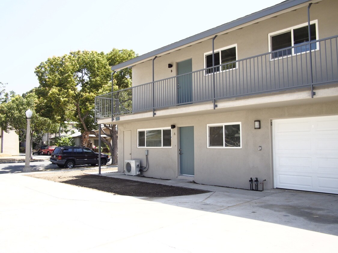 Primary Photo - 536 W Amerige Ave