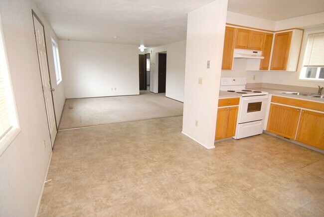 Foto del edificio - 4203/4205 Columbus St SE