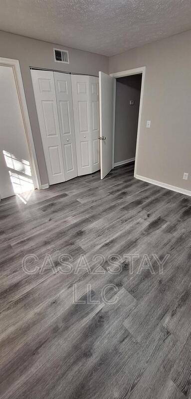 Building Photo - 676 Knox Blvd