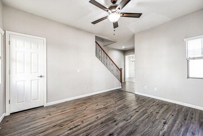 Foto del edificio - 10324 W Sands Dr