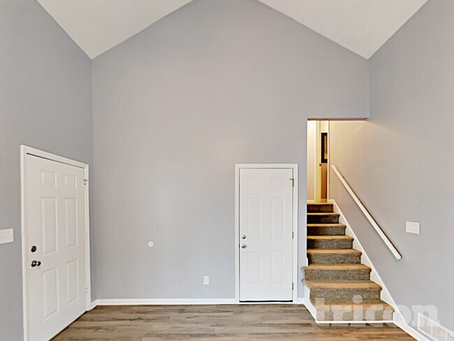 Foto del edificio - 4860 Country Cove Way