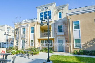 Building Photo - 649 Winchester Dr