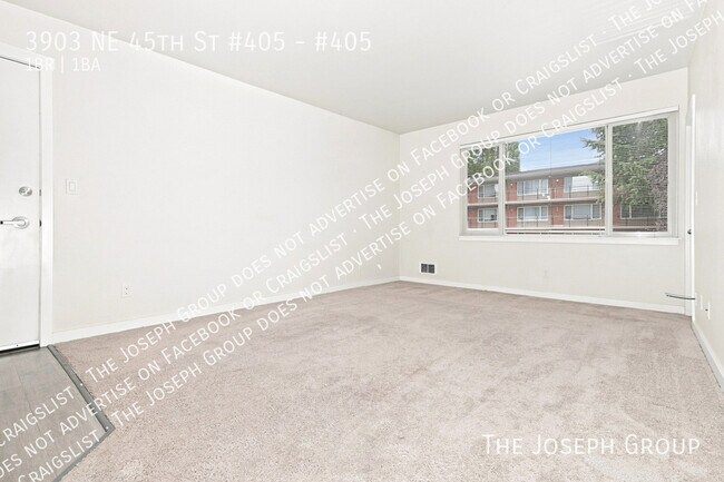 Foto del edificio - 3903 NE 45th St
