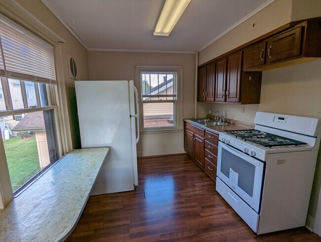 Foto del edificio - 2908 Oak Ave