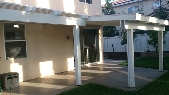 Foto del edificio - Vail Ranch 4 Bedroom 3 full baths Great Oa...