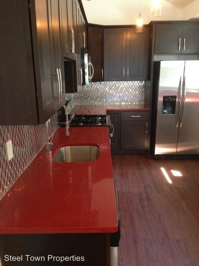 Foto del edificio - 4 br, 2.5 bath House - 1815 Jane St.