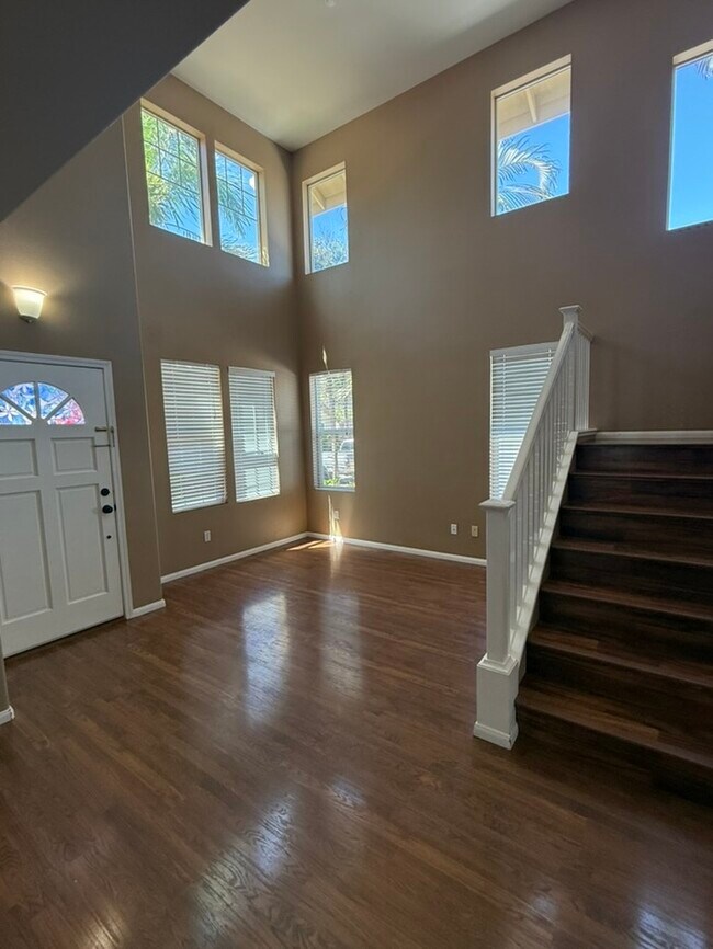 Foto del edificio - Beautiful & Spacious Pet-Friendly Home at ...
