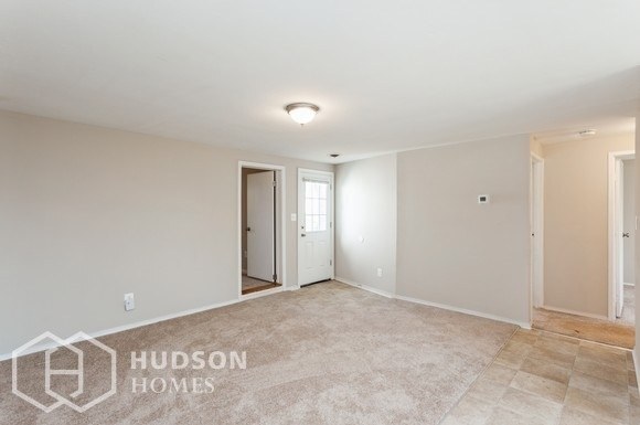 Foto del edificio - 2403 Alma Rd