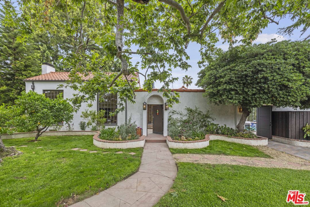 Foto principal - 11123 Kling St