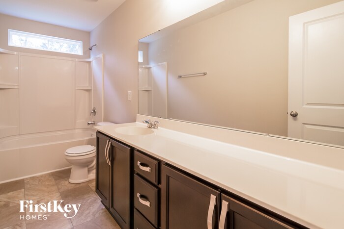 Foto principal - 423 Rivers Row Dr