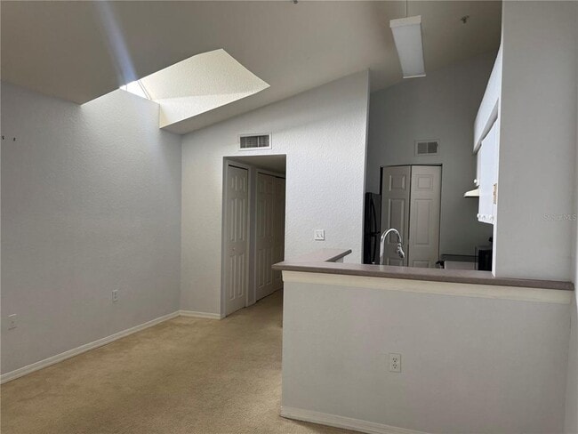 Building Photo - 2302 Mid Town Terrace
