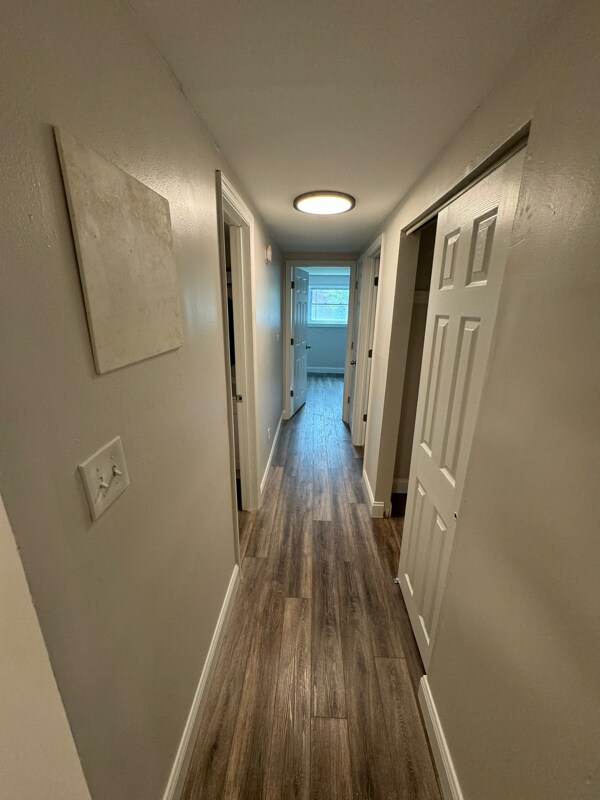 Foto del edificio - 703 E Hamilton St