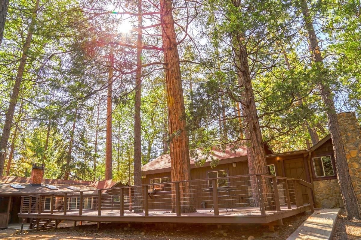 Primary Photo - RIVER ROAD UNIQUE CABIN