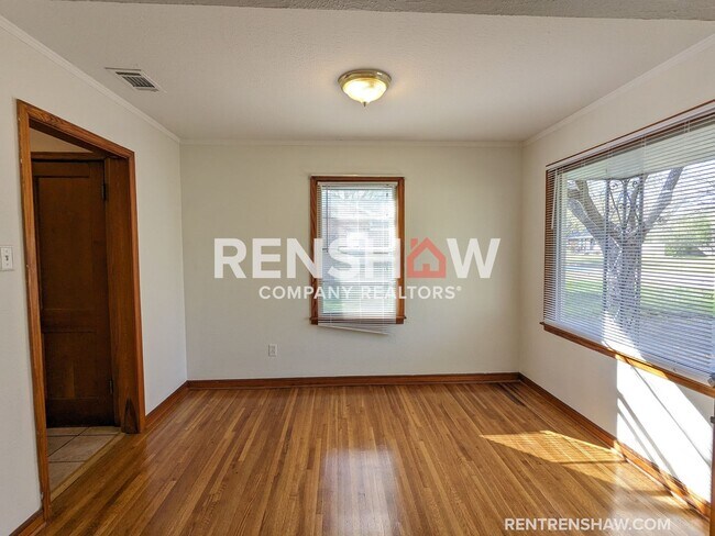 Foto del edificio - Colonial Acres - 3 bed, 1 bath - Move In R...