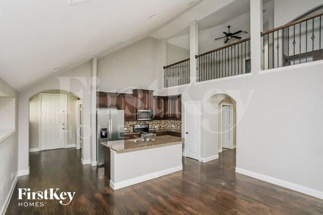 Foto del edificio - 528 Sagebrush Ln
