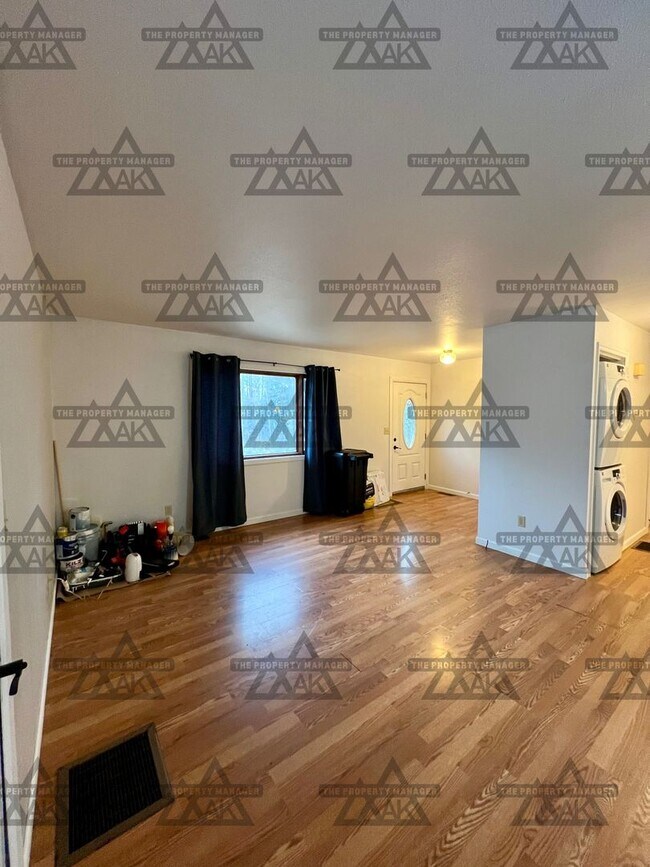 Foto del edificio - Pet-Friendly 2BR Home with Washer/Dryer in...