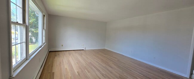Foto del edificio - 54 Hallock St