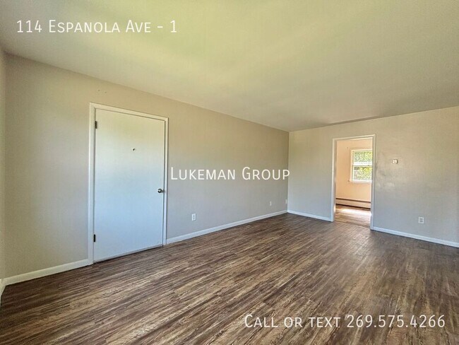 Building Photo - 114 Espanola Ave
