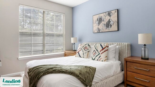 Building Photo - 100 Peyton Pl SW