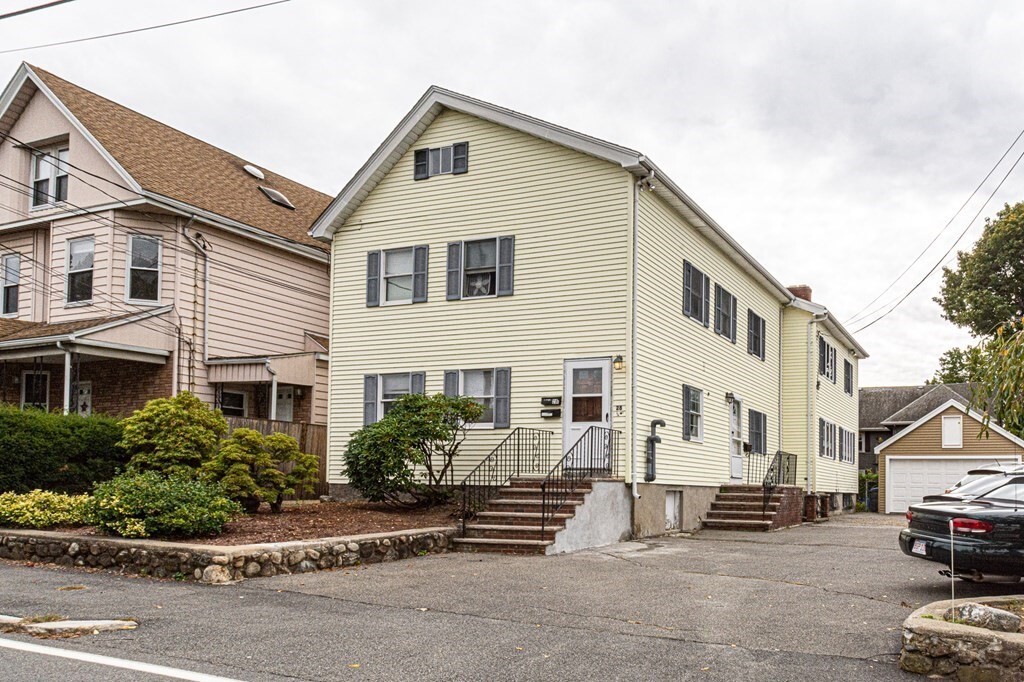 Primary Photo - 27 Salem St