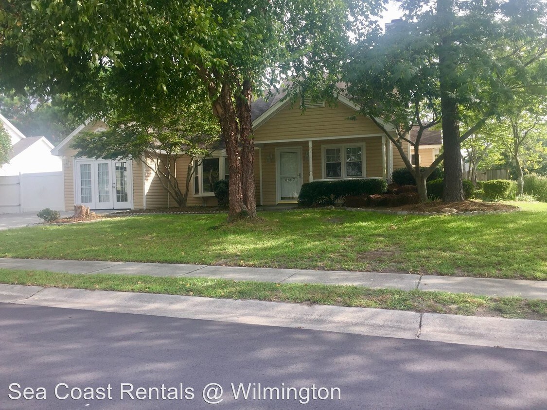 Primary Photo - 3 br, 2 bath House - 6607 Lupine Court