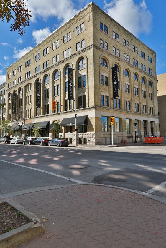 Building Photo - The Penthouse