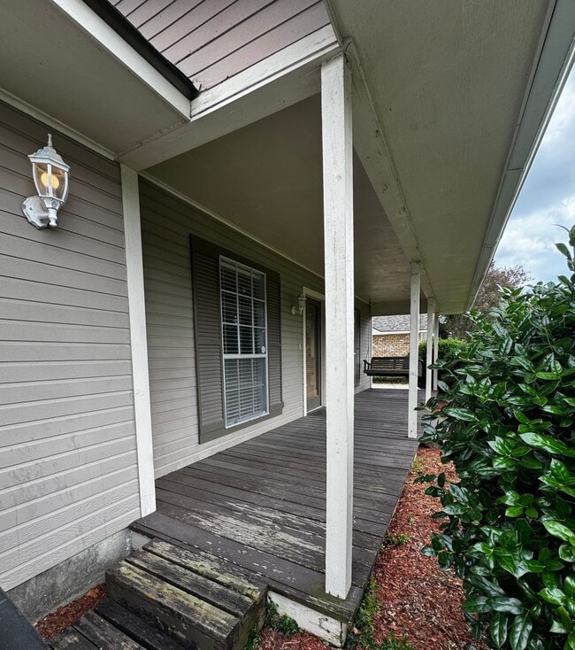 Foto del edificio - 1729 Tallwood Dr
