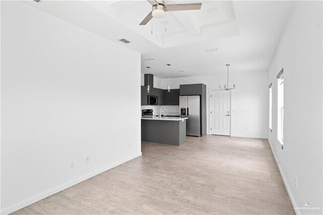 Foto del edificio - 13 Notre Dame Ave