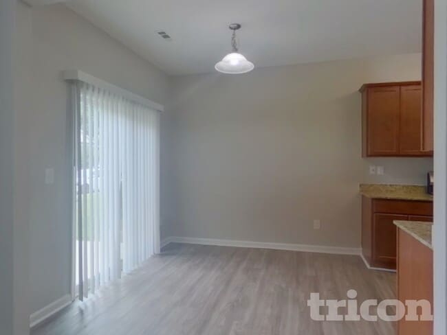 Building Photo - 2054 Aragon Lane