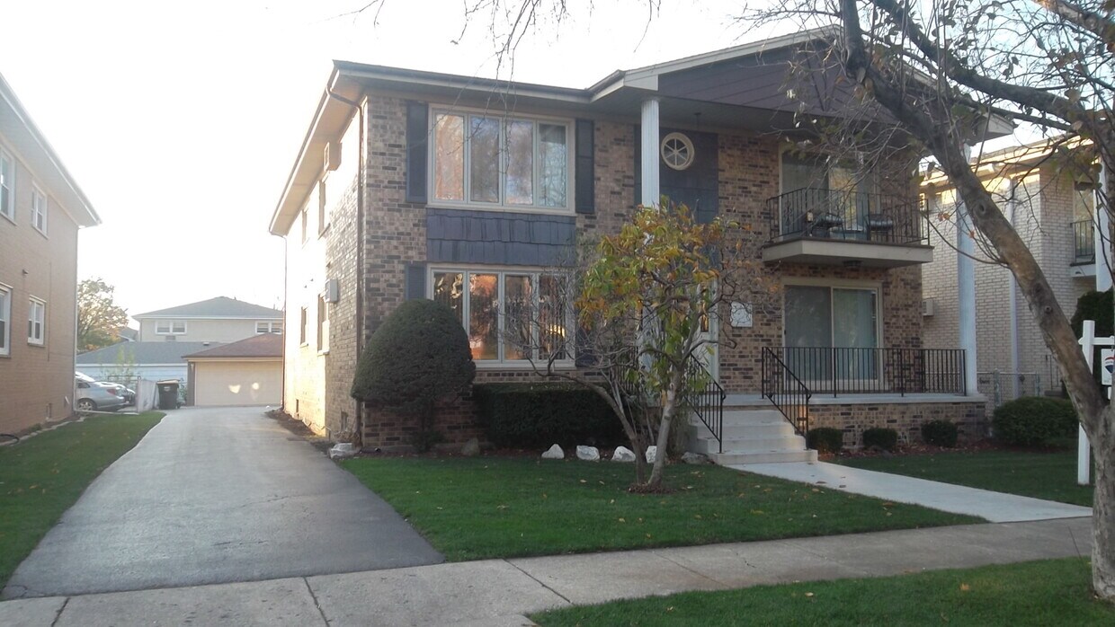 Primary Photo - 4508 Park Ave