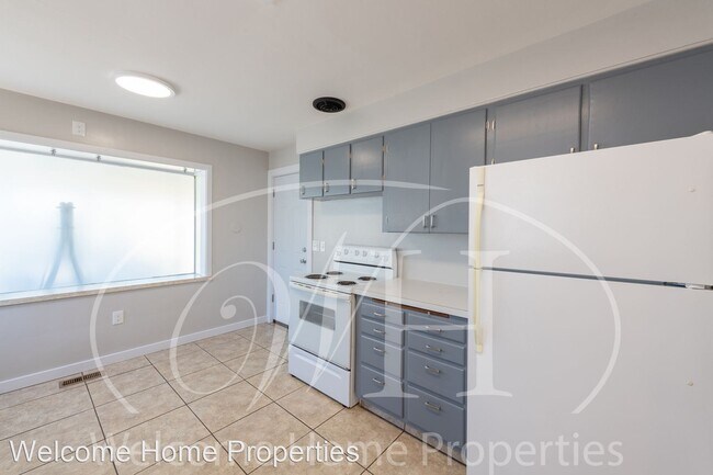 Building Photo - 3 br, 1 bath House - 942 Frazier Dr, Unit A