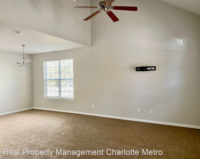 Building Photo - 1 br, 1 bath House - 3557 Creeping Flora Lane