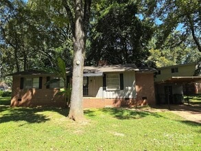 Building Photo - 501 Candystick Ln