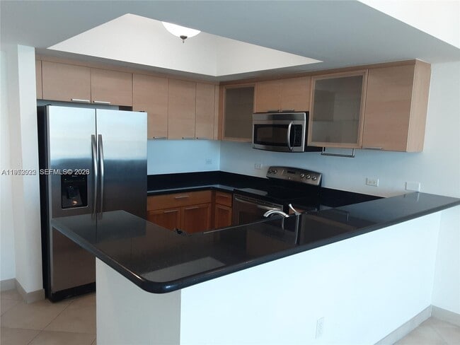 Foto del edificio - 140 S Dixie Hwy