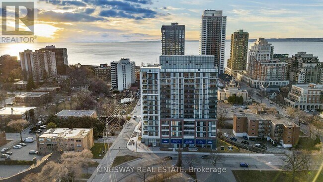 Photo du bâtiment - 2088 James St