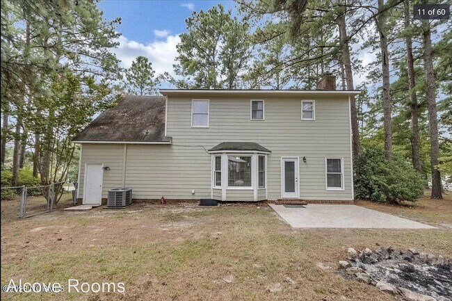 Building Photo - 1 br, 1 bath House - 6242 Lakehaven Dr